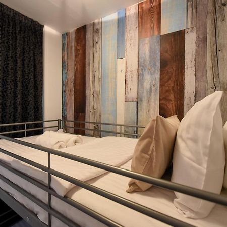 Discover Comfort: Charming & Spacious Apartment In The Old Town Bukurešť Exteriér fotografie